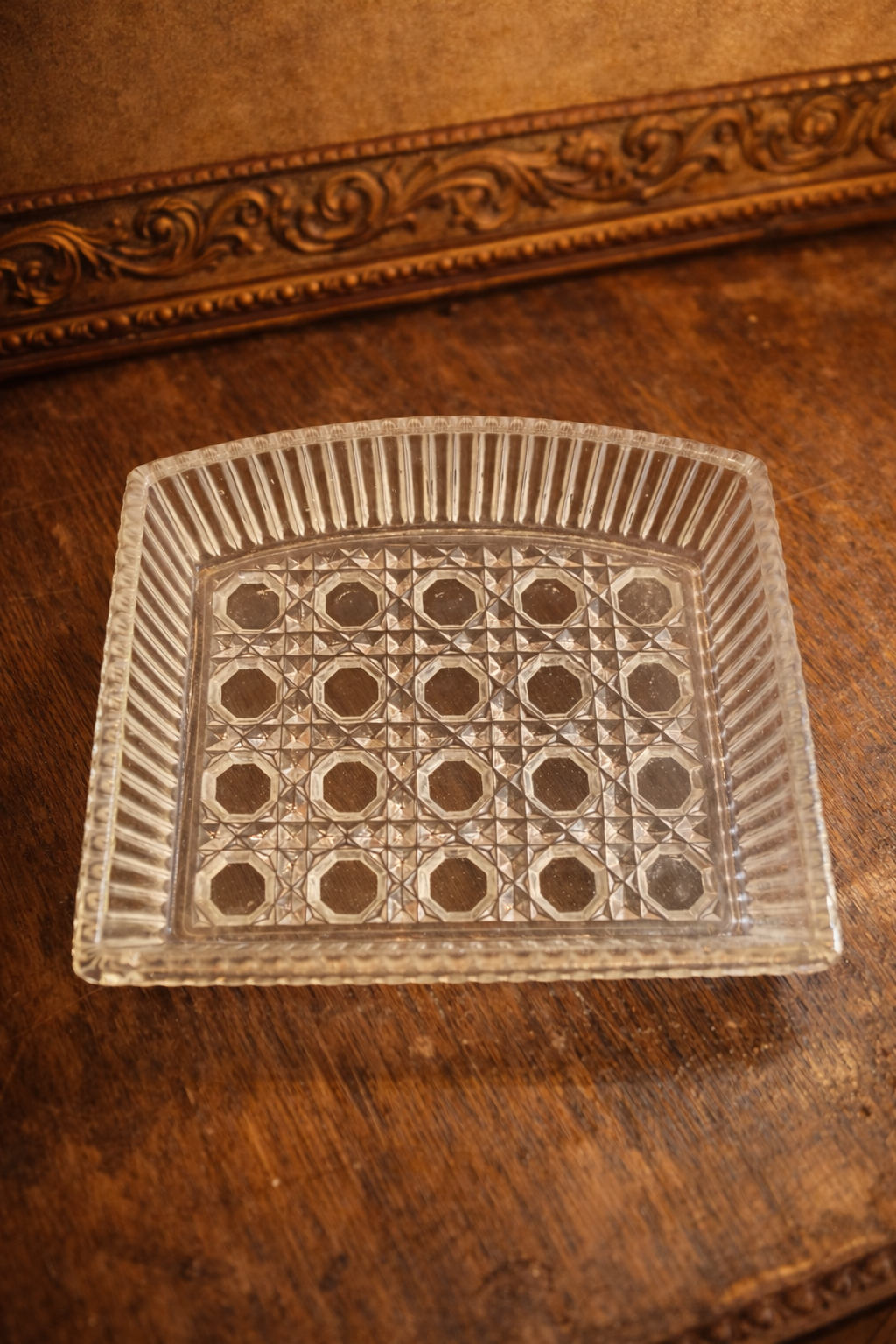 1930'S Antique Cut Glass Ash Tray – Vintage Decorative Tabletop Collectible
