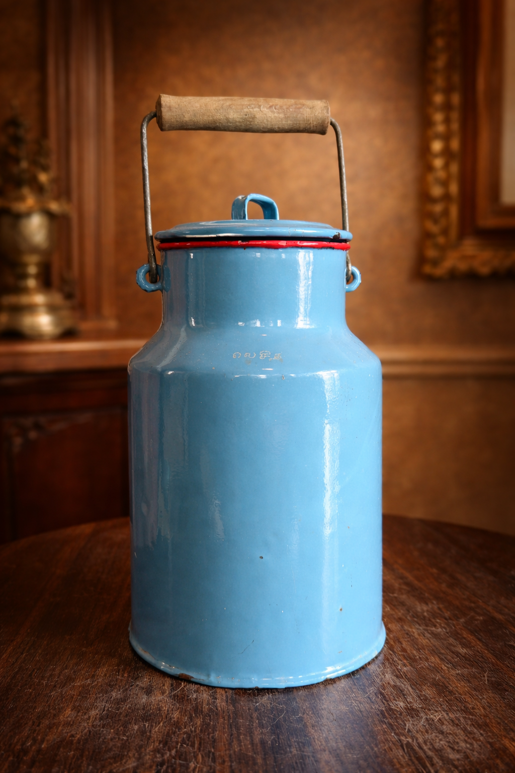 Antique Enamel Milk Can with Wooden Handle – Chettinad Heritage Vessel | Hand-Carried Utility Container with Family Engraving