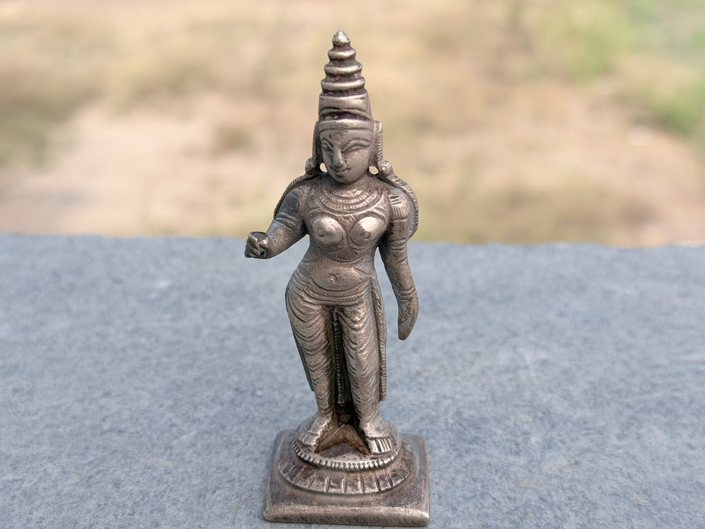 Antique Handcrafted Brass Goddess Parvati Statue – Traditional South Indian Temple Style Idol