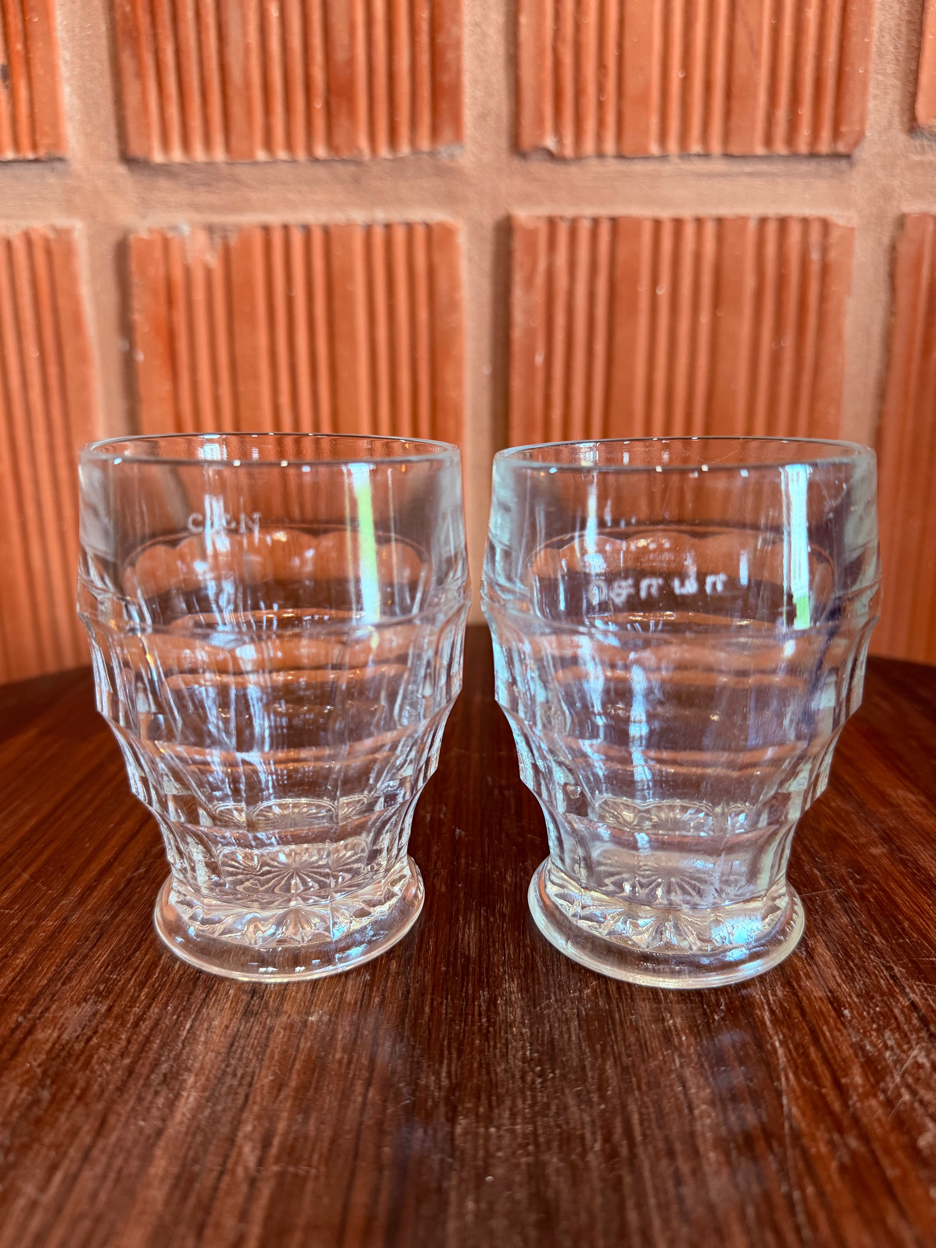 1930'S Rare Chettinad Family Engraved Vintage Shorts/ Liqueur Glass Tumbler Set (4 Pieces) – Jacobean pattern footed Bar Home Pub