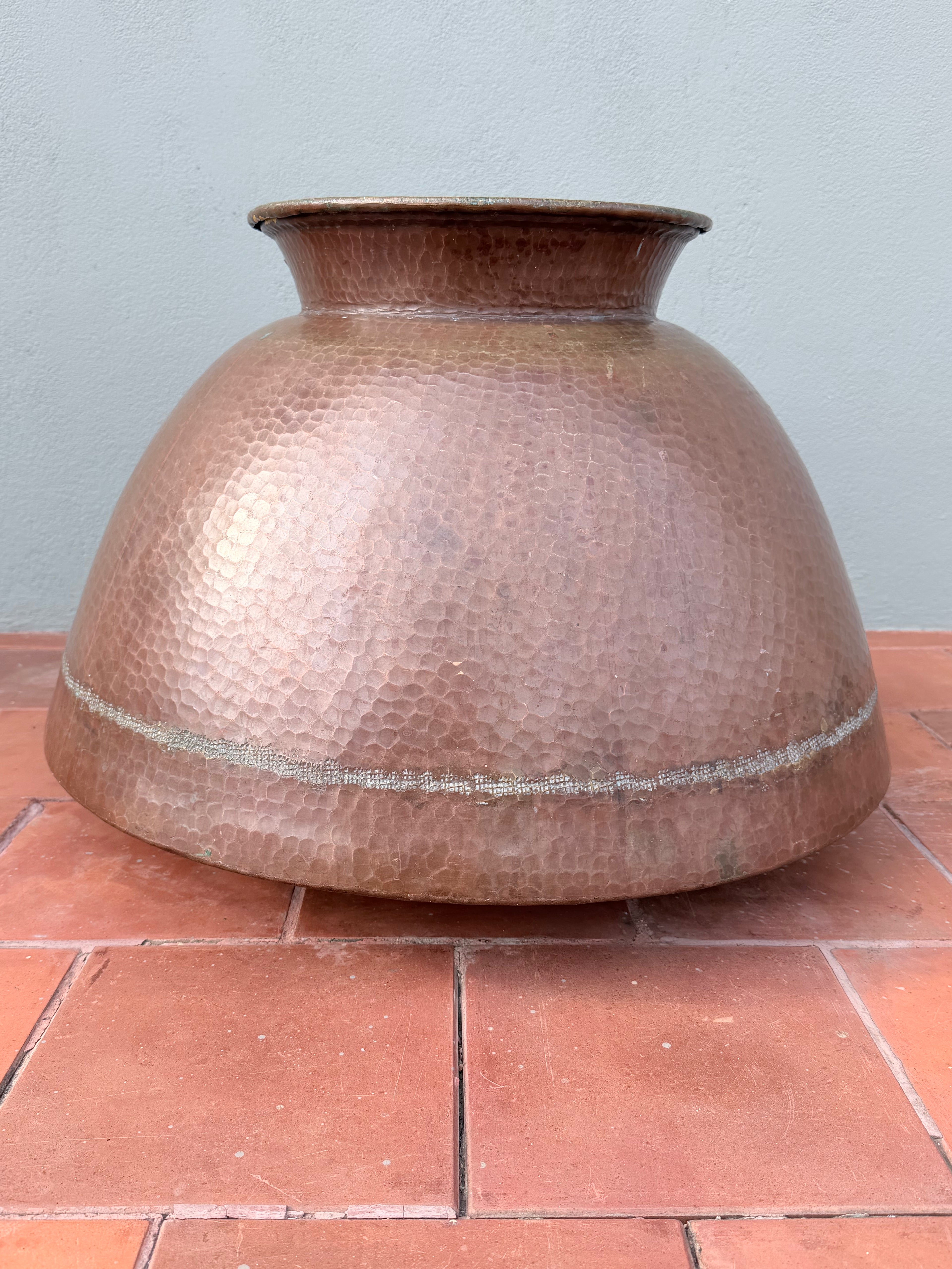 Antique Hand-Hammered Copper Water Vessel | Traditional Indian Copper Pot | Vintage Decorative Storage Urn